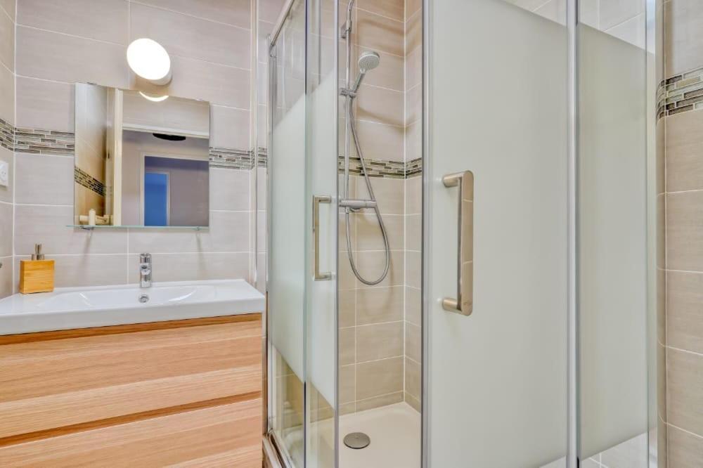 Logement Sarah Courcouronnes Exterior foto